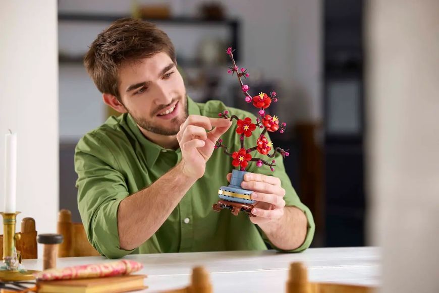 Конструктор LEGO Icons Botanicals Сливовий цвіт 10369 фото