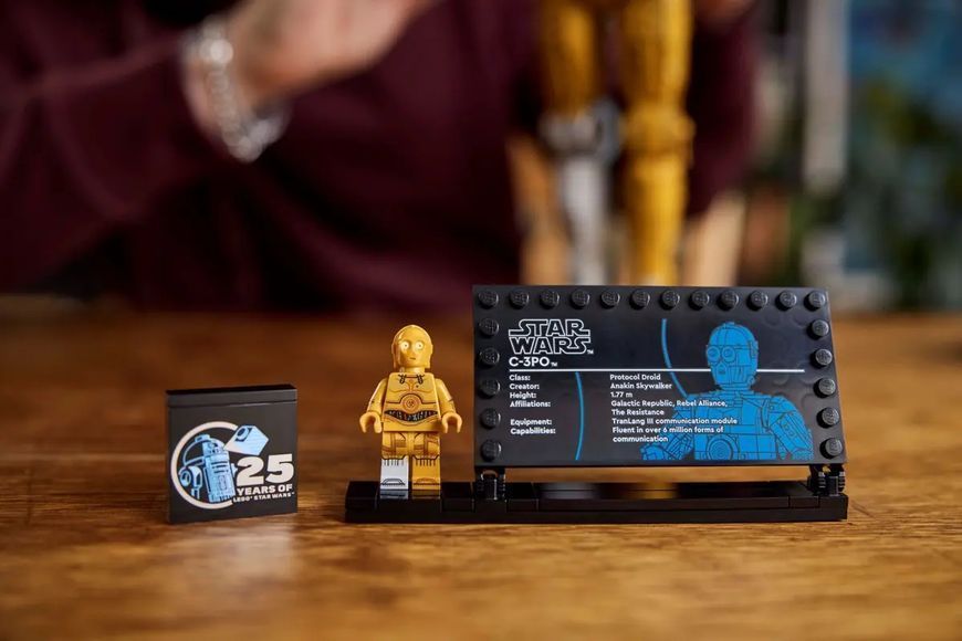 Конструктор LEGO Star Wars C-3PO 75398 фото